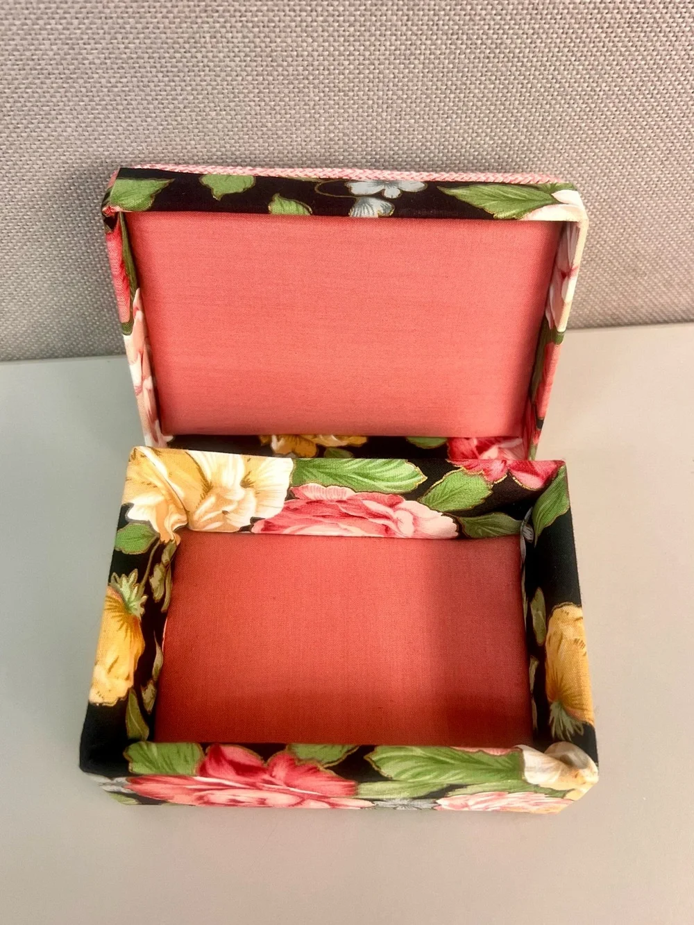 N/A vintage floral